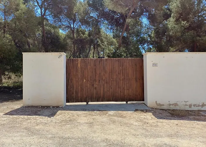 Casita De Madera בקתה Tibi